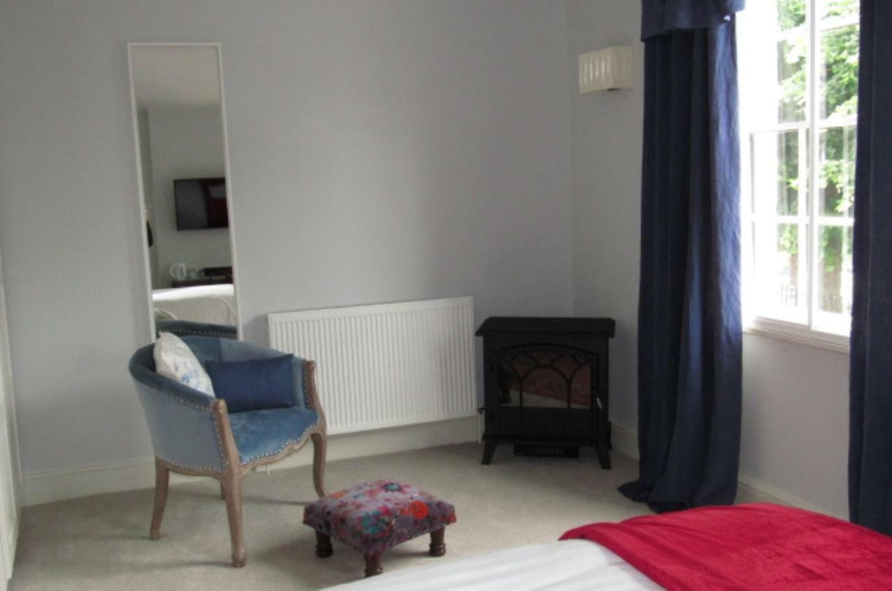 The Old Vicarage Hotel & Restaurant Bridgwater Zewnętrze zdjęcie A room at the hotel